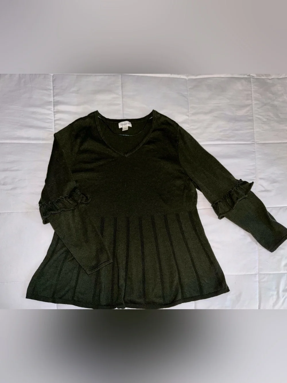 Women’s Green V-Neck Ruffle Sleeve Long-Sleeve Top - 2X